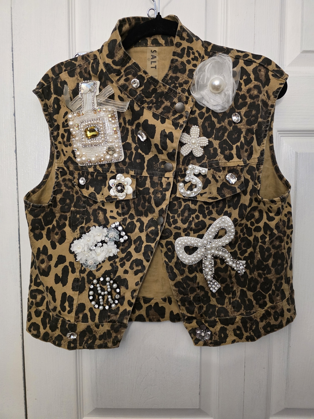 Womans Leopard Print Embellished Vest - Brown